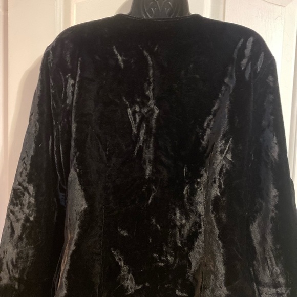 “JOHNNY WAS” Vintage 90’s Velvet Jacket - Picture 11 of 14